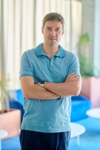 Владислав Антипов