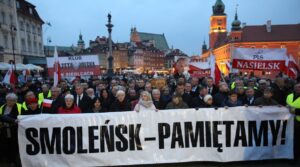 ANOTHER ANNIVERSARY OF THE SMOLENSK CATASTROPHE AND THE TEACHERS’ STRIKE. NEWS DIGEST FROM POLAND