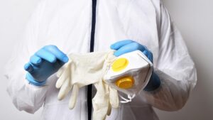 Якщо не запускати «розумний» карантин, то вже через тиждень чинний карантин виявиться фарсом