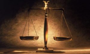 «Нова судова реформа»: Рівняння з трьома невідомими або як вдруге увійти в ту саму річку