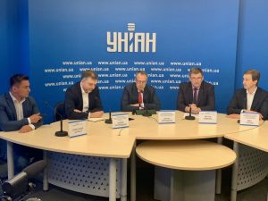 Антон Геращенко: Україна має ухвалити законодавство, яке дозволить захищати Україну тим, хто не є військовими, але бажає протистояти ворогу