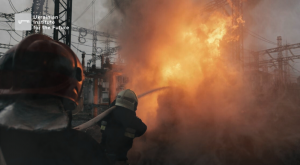 Енергетичний терор з новою силою. Чи зможуть українці ще пожити без відключень світла