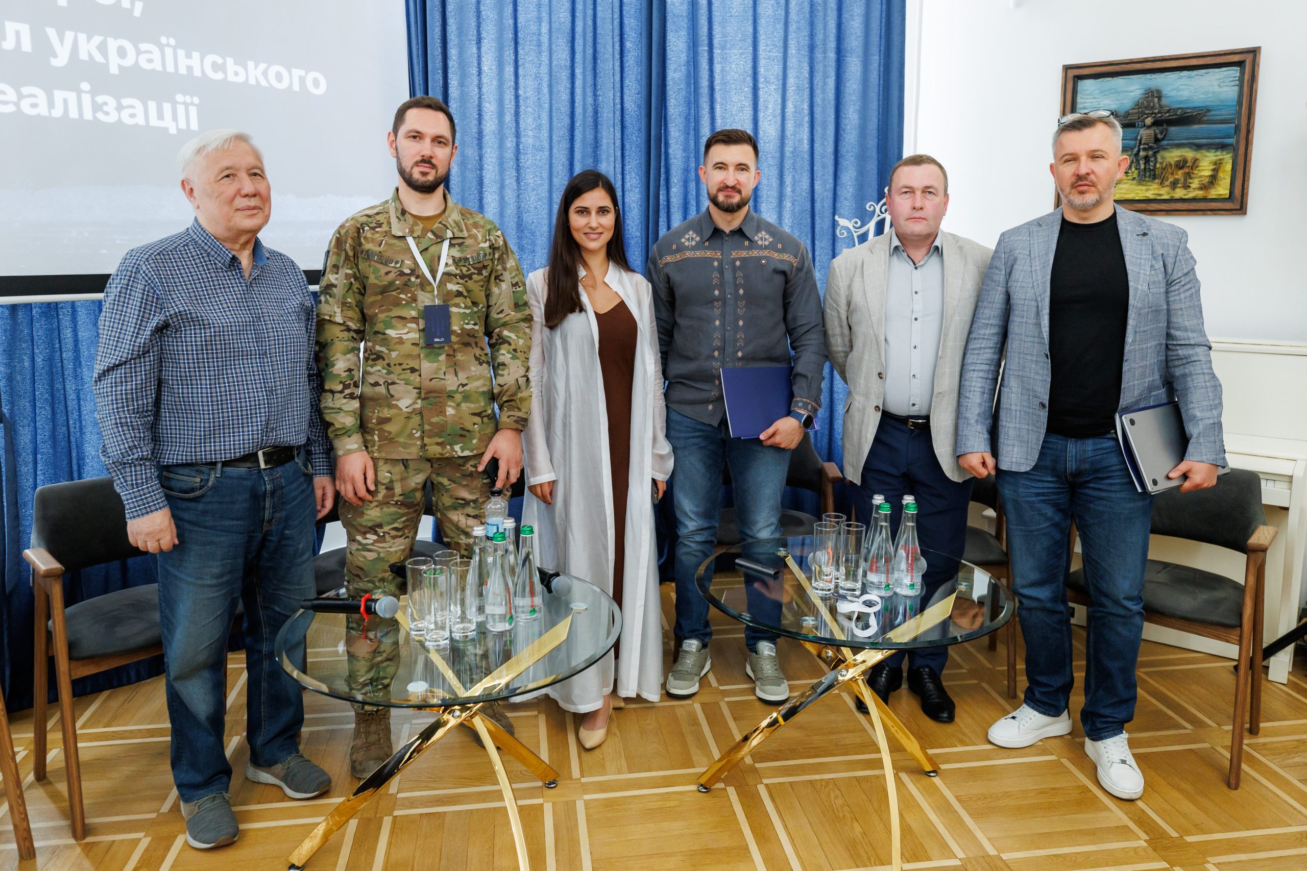 UIF спільно з Українською радою зброярів презентували дослідження міжнародного ринку зброї та експортного потенціал українського ОПК